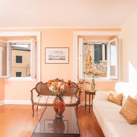Casa Campanili, Corfu Old Town Apartment *